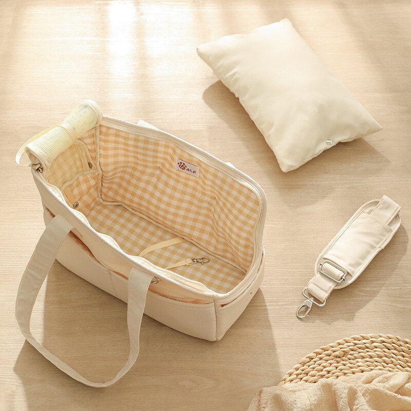 Beautiful Portable Dog Bag Carrier with Cushion for Small Breads