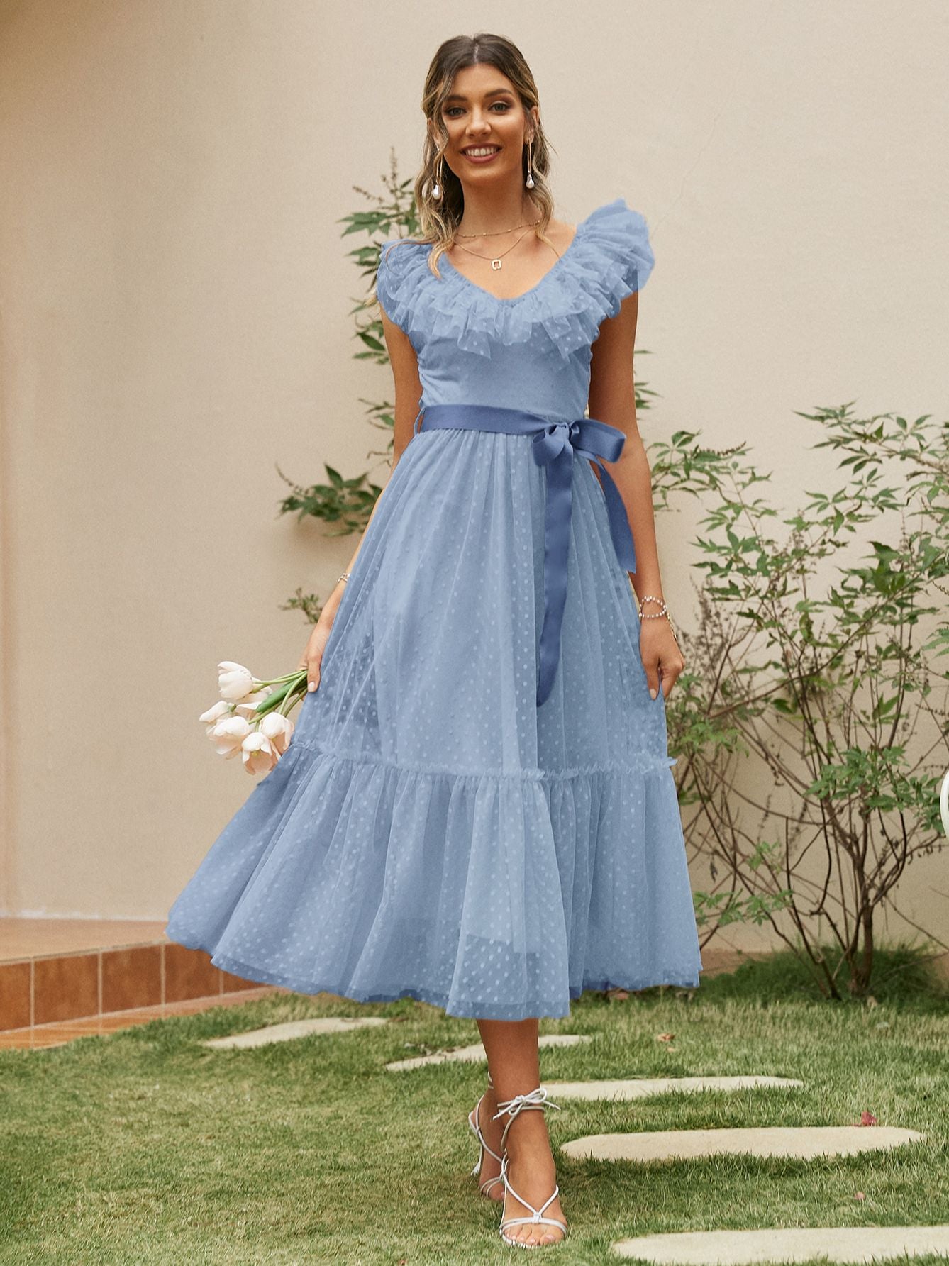 Elegante vestido sem costas com decote em v malha bolinhas perfeito para verão e primavera