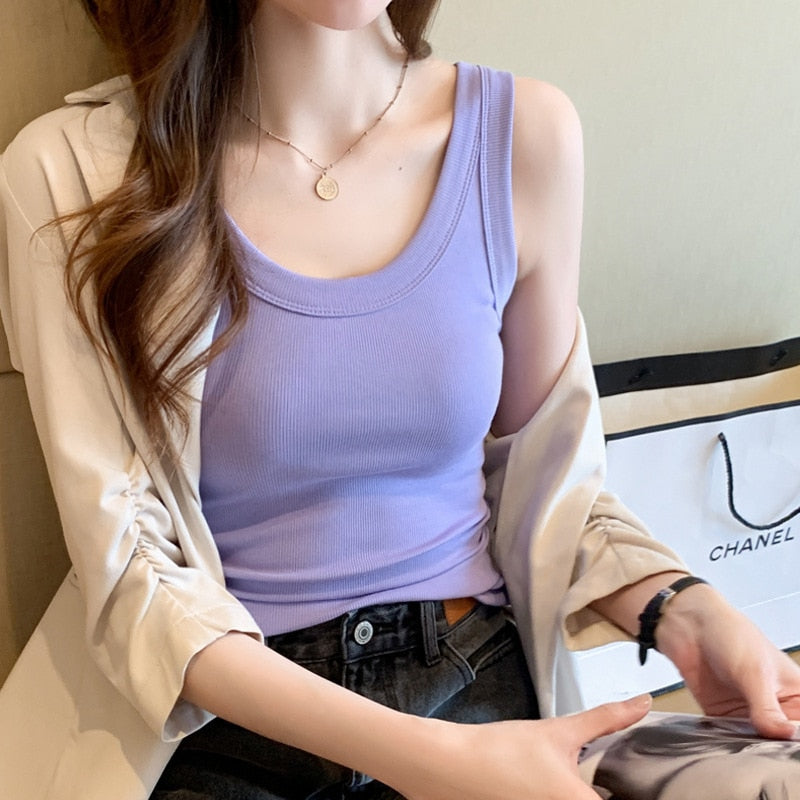 Top with U-neck Sleeveless and Basic Colors Casual