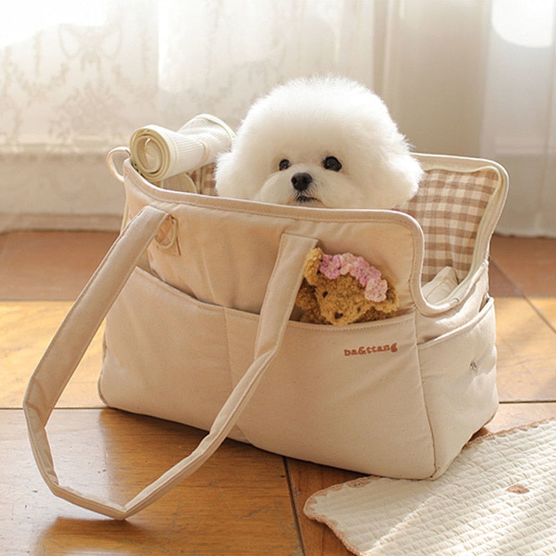 Beautiful Portable Dog Bag Carrier with Cushion for Small Breads